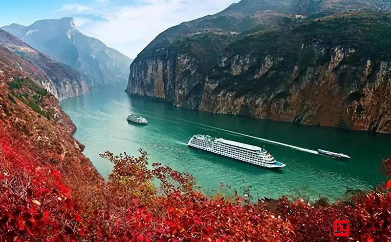 用三峽團(tuán)建開啟秋天